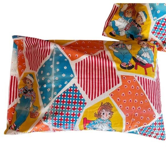 Vintage Raggedy Ann & Andy Standard Size Pillowcases - Picture 6 of 10